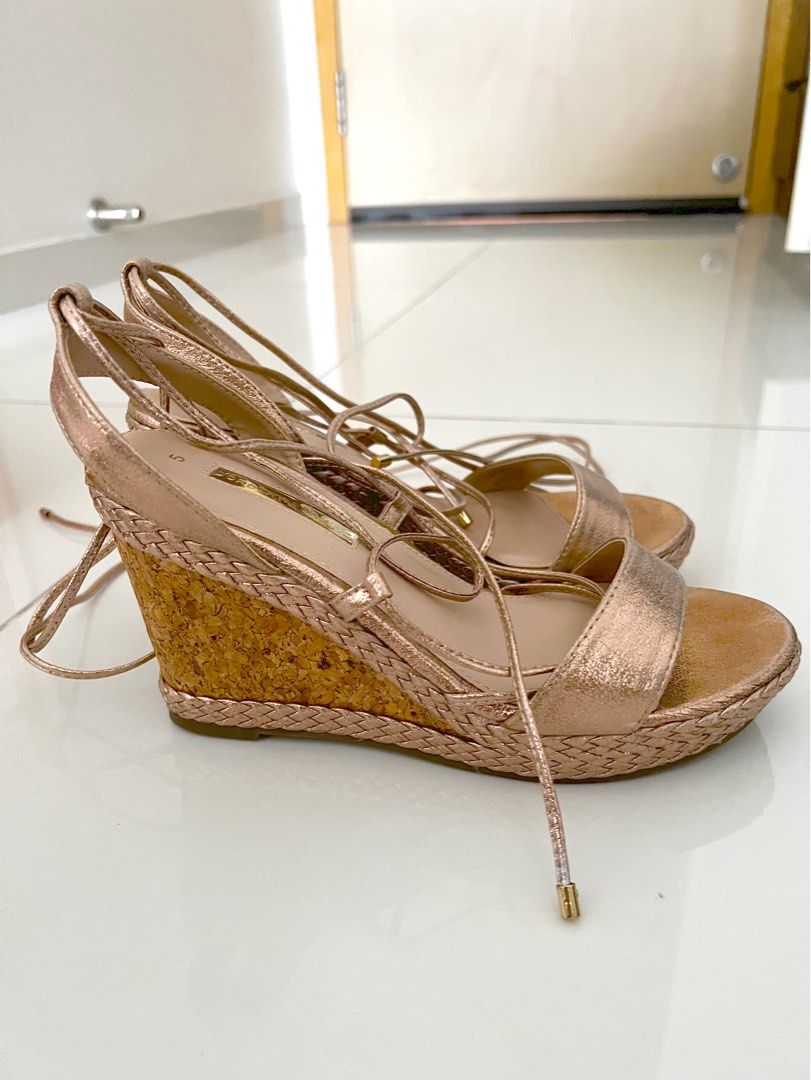 Gold heels hotsell dorothy perkins