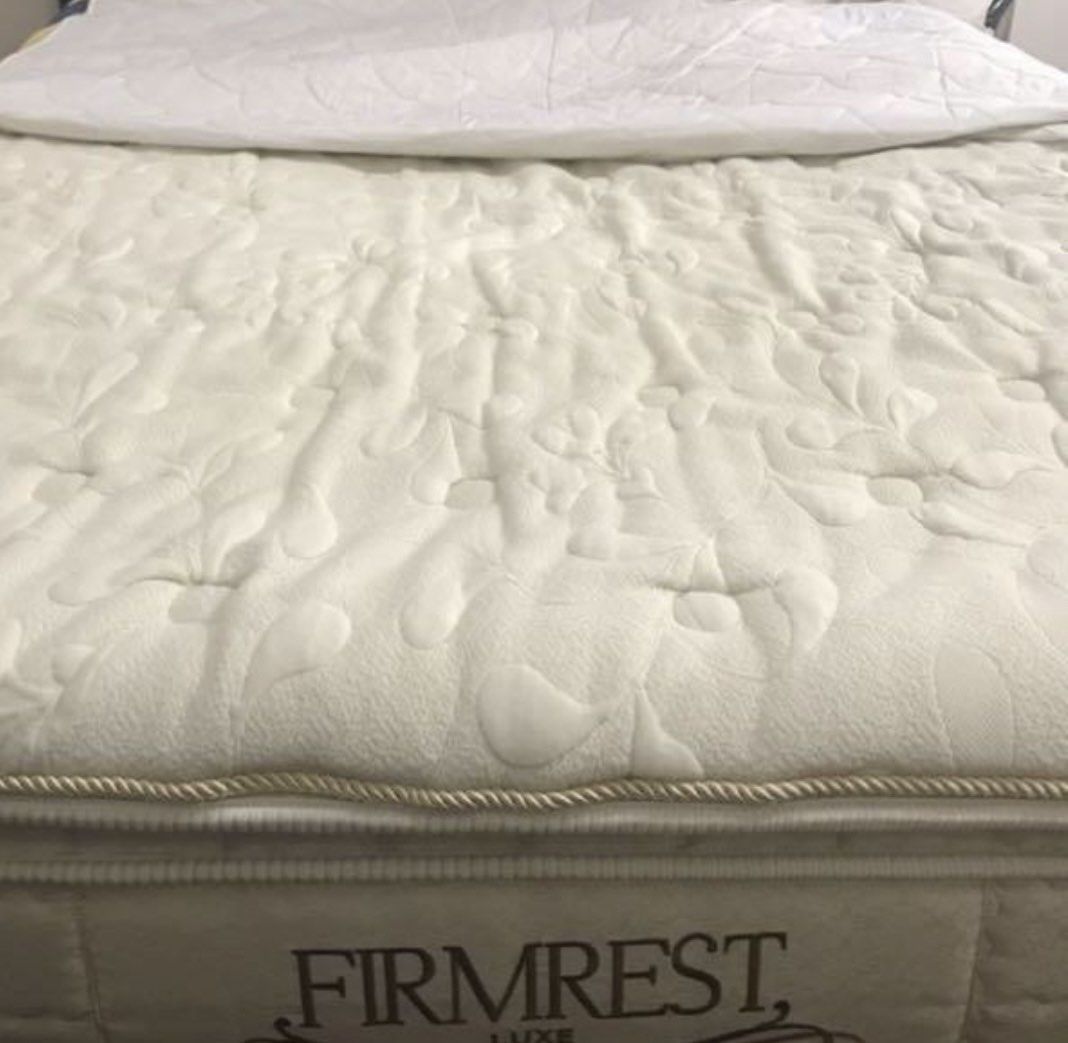 Dunlopillo latex mattress queen size, Furniture & Home Living