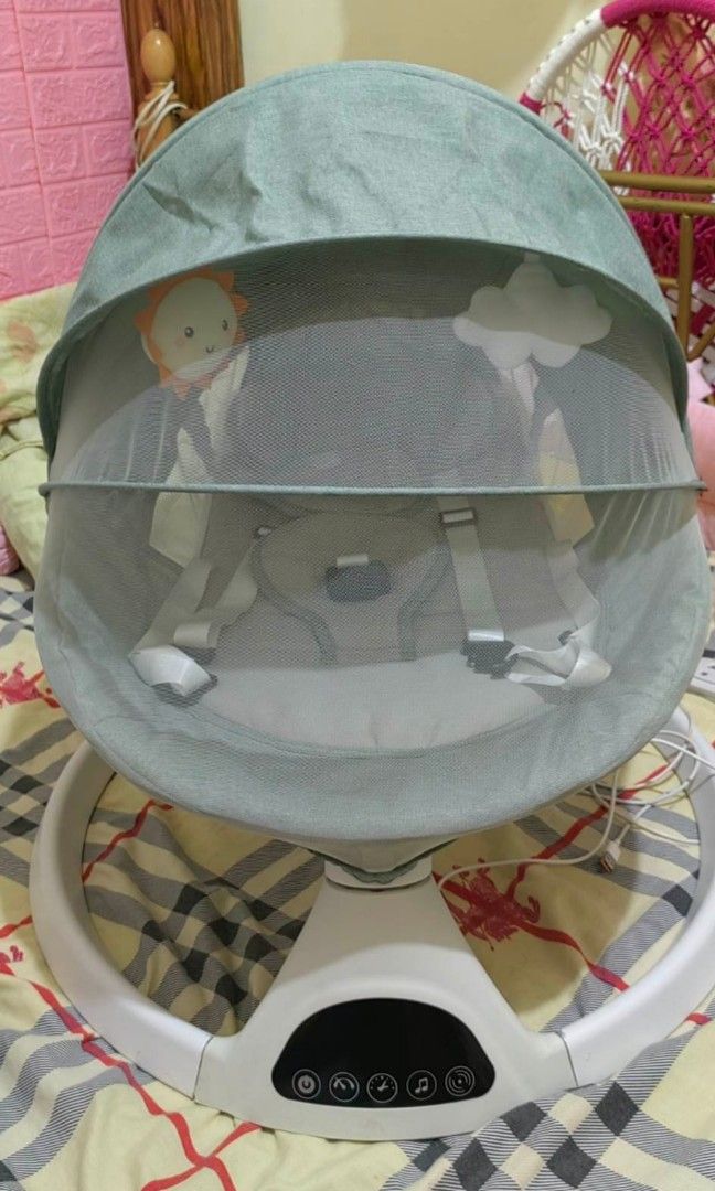 ELECTRIC ROCKING CHAIR, Babies & Kids, Baby Nursery & Kids Furniture