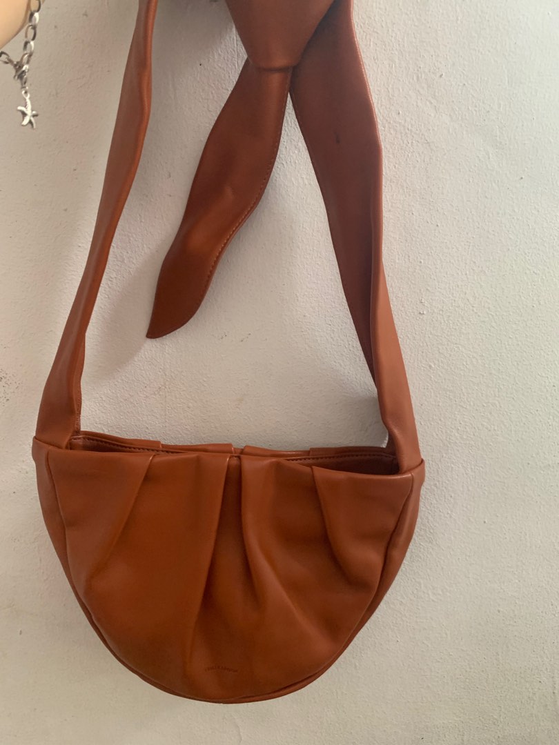 Find kapoor ribbon bag Women s Fashion Bags Wallets Cross body Bags on Carousell