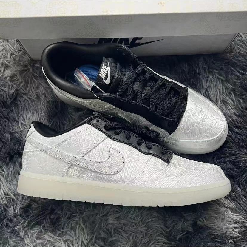 Nike dunk low fragment online