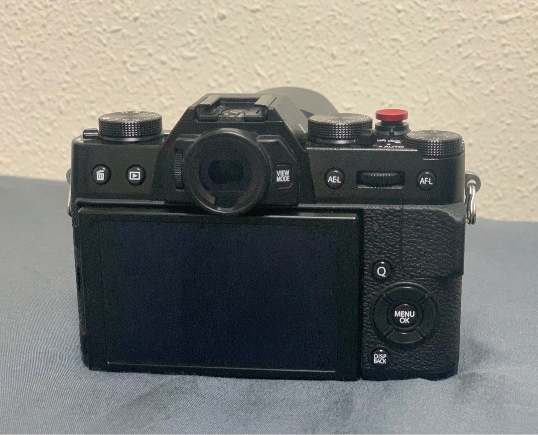 Fuji Film XT20 with kit Lens, Photography, Cameras on Carousell