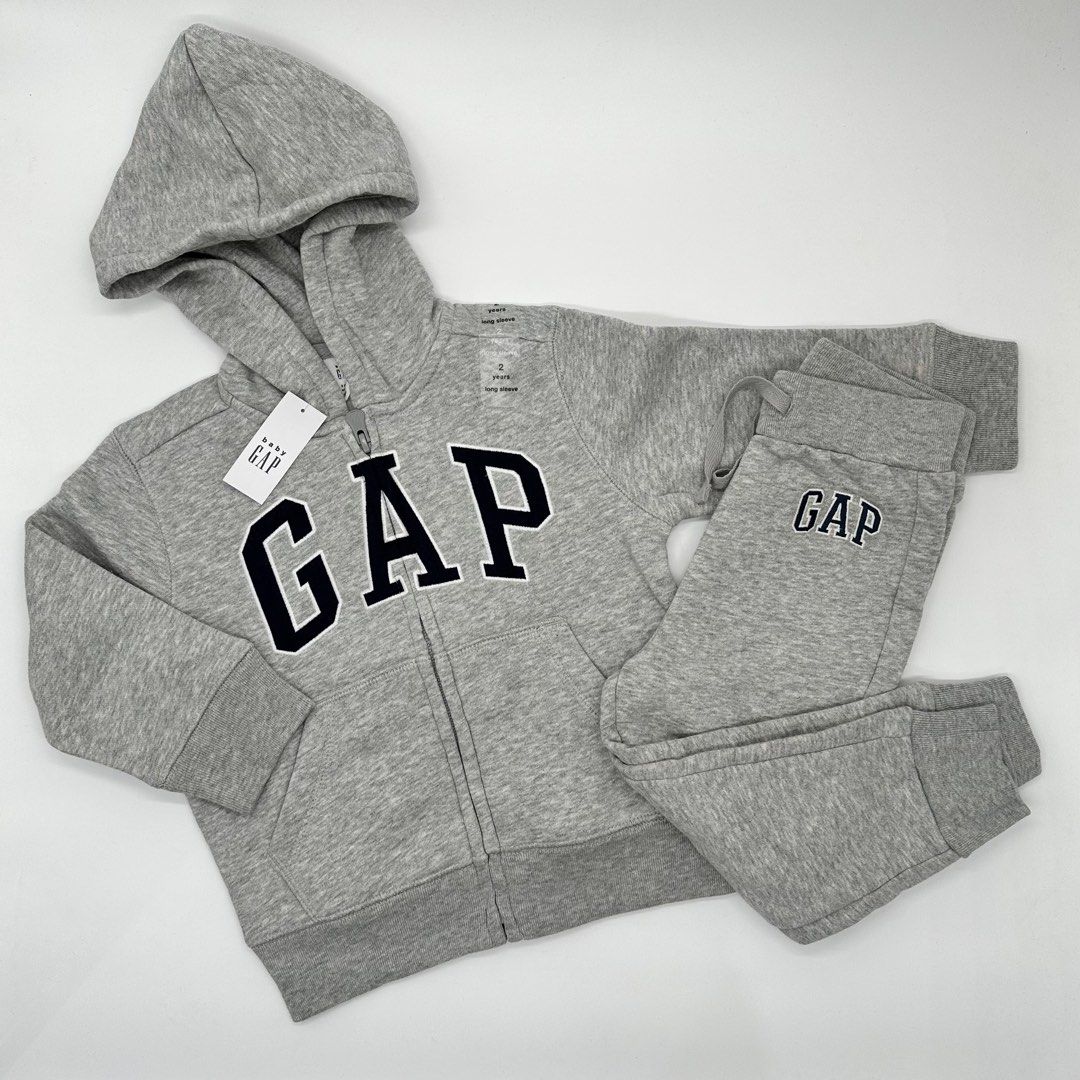 Gap Hoodie and Pants 2T, Babies u0026 Kids, Babies u0026 Kids Fashion on Carousell
