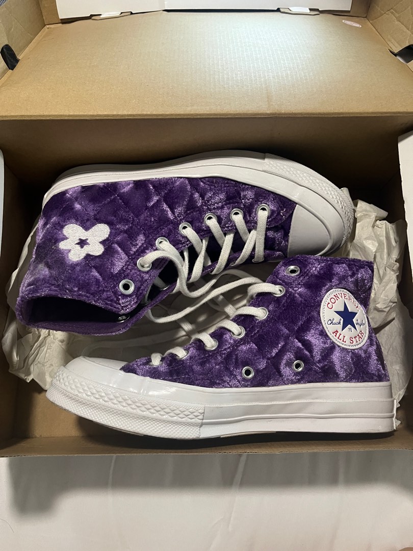 Purple hotsell velvet converse