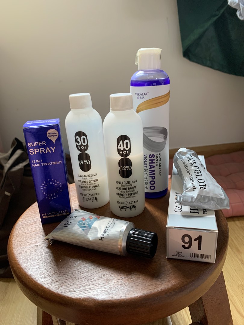 Hair bleaching materials, Beauty & Personal Care, Hair on Carousell
