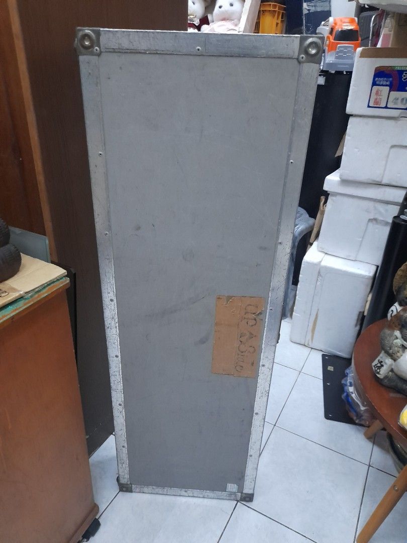 Hard case (Category: Storage Boxes & Baskets) located in Malabon City. Submitted by newbear.425b6e (Listing ID 1234116204, Image 3). Description: hard case made from japan.size seen in photo..