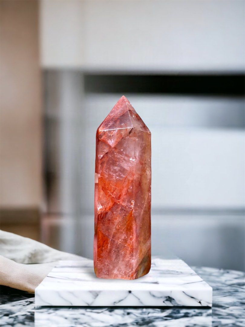 Red rose quartz shop