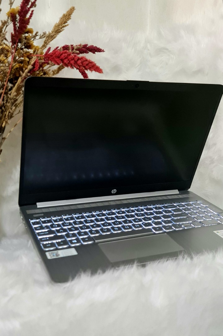 Hp Laptop 15s Du3xxx 11th Gen Intel Core I5 16gb Ram512gb Ssd Dual Graphics Nvidia Mx350 2gb 9495