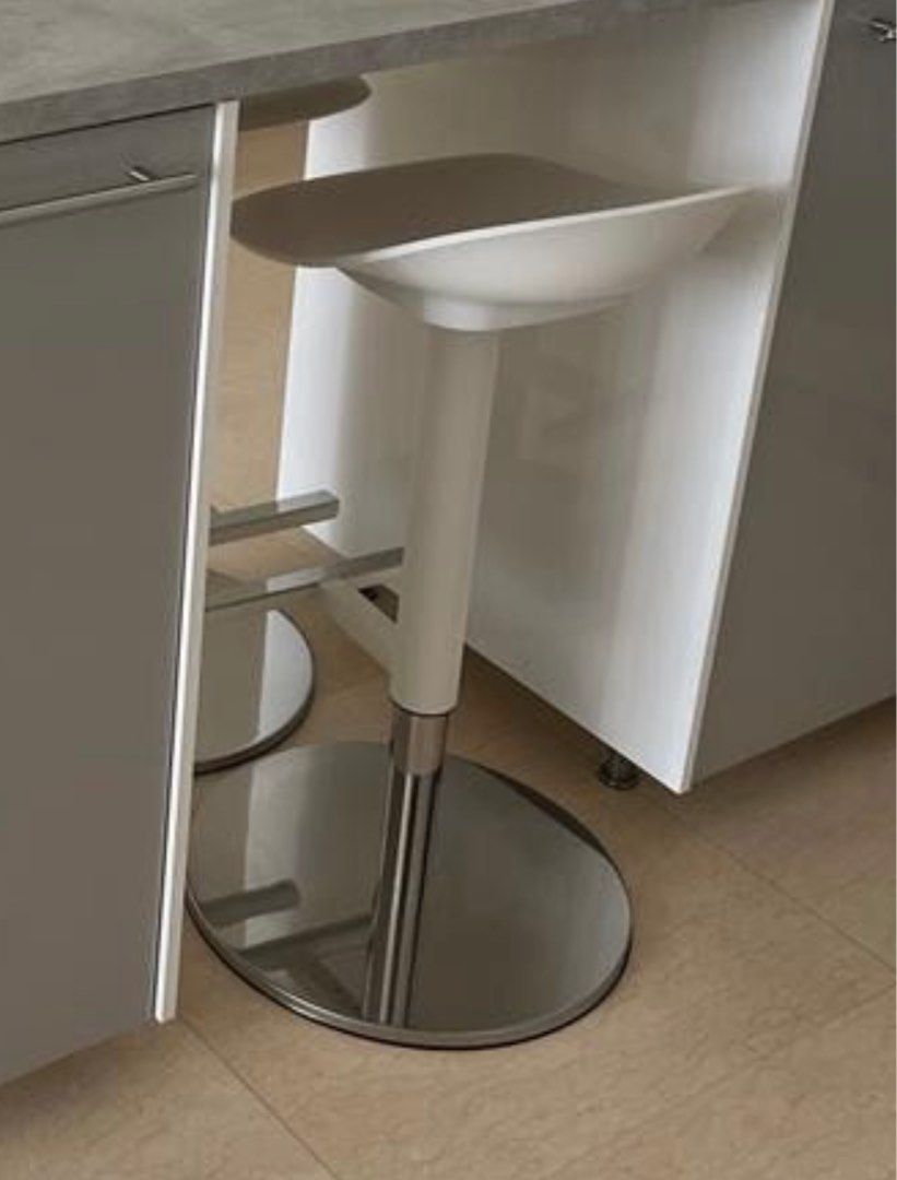2 x Ikea Janinge Bar Stool, Furniture & Home Living, Furniture, Chairs