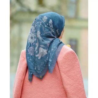 Jilbab Buttonscraves Nada Series In Sol (As is)