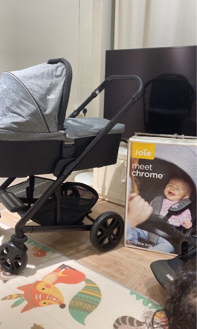 Joie chrome clearance plus carrycot