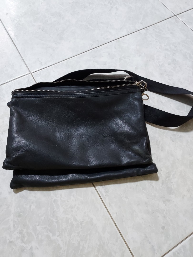 tas sling-bag Jon Louis Black Samantha Sling Bag