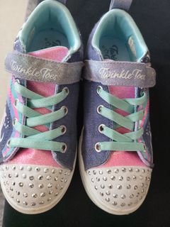 (Category: ) located in . Submitted by shanila13 (Listing ID 1234101097, Image 1). Description: .