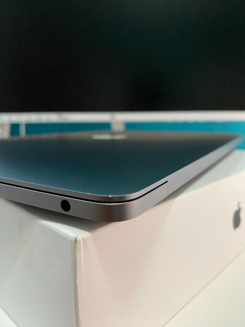 Macbook Pro 2019 Touch Bar 13