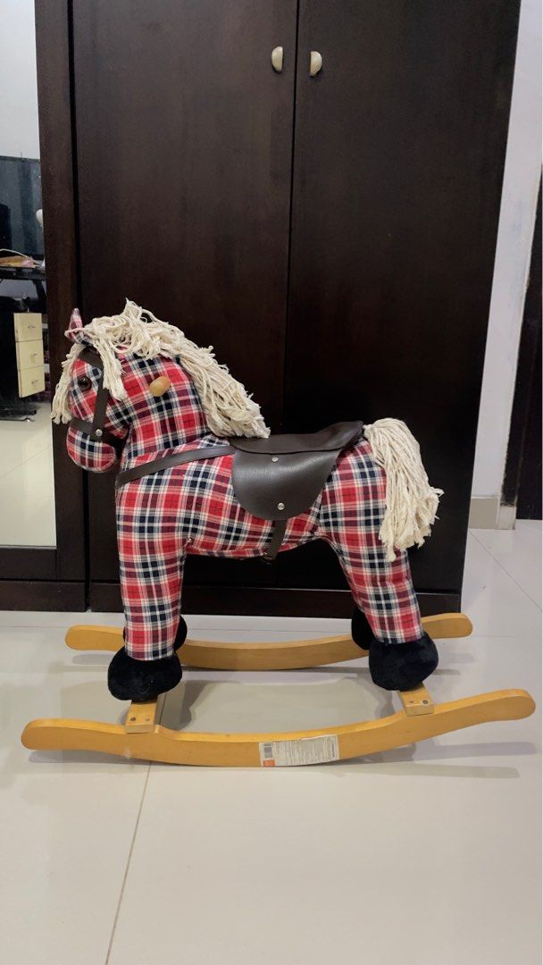 Mainan kuda ayun little giggles toys kingdom rocking horse toy