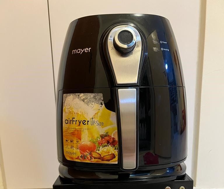MAYER AIR FRYER (Model MMAF88BS), TV & Home Appliances, Kitchen