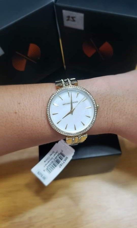 Watch station michael best sale kors