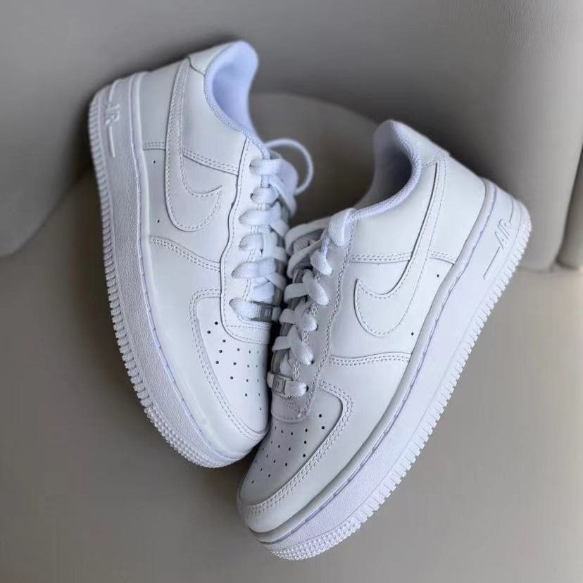 Nike Air Force 1 Low 07 pure white Men s Fashion Footwear