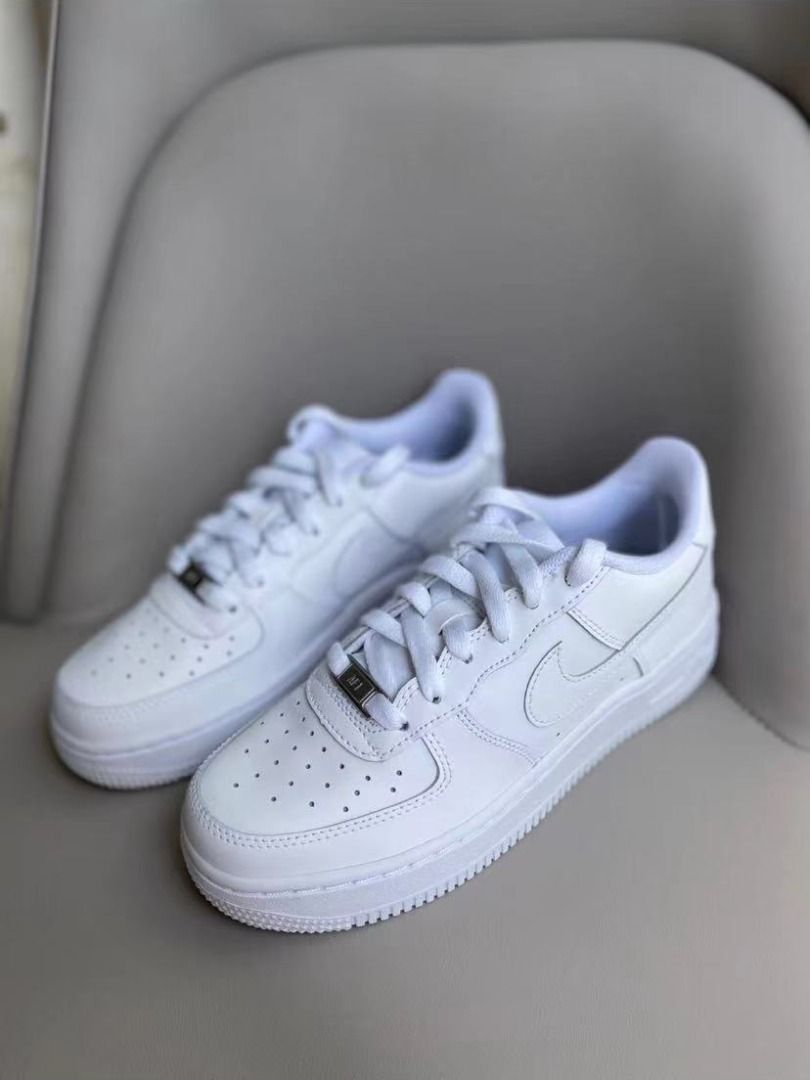 Pure white nike online