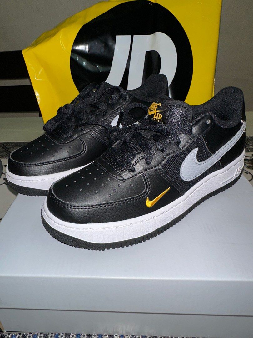 Black junior air force 1 sales
