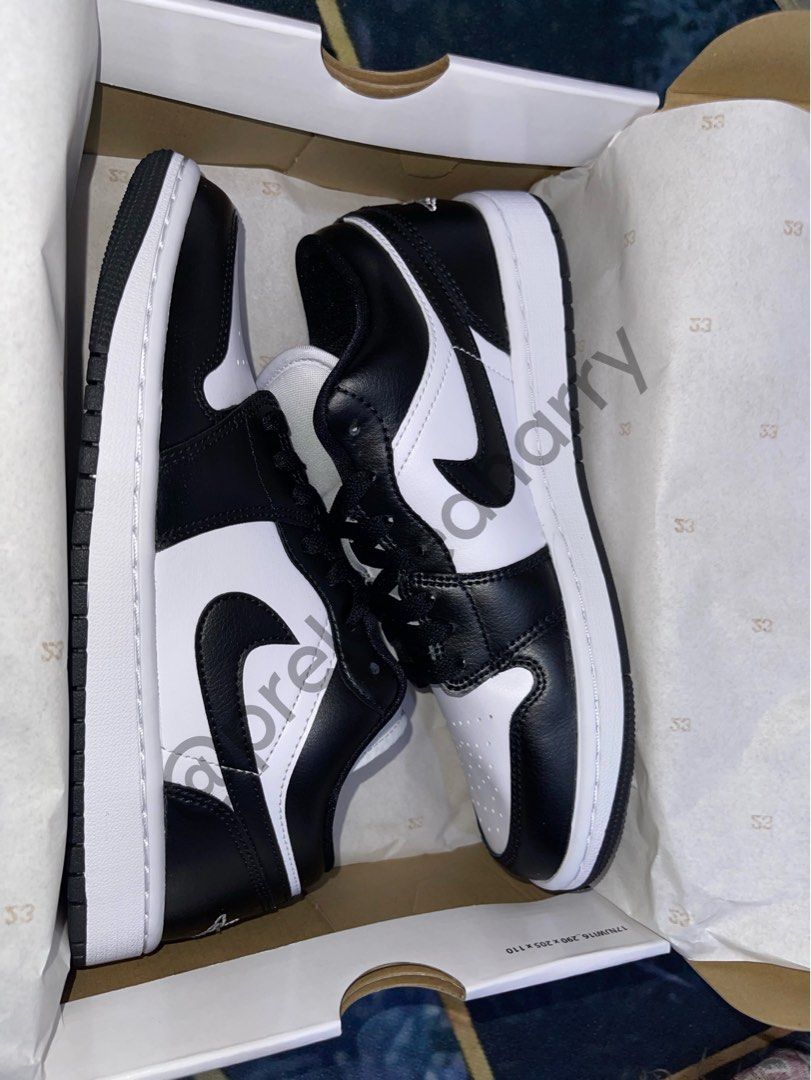 aj1 panda wmns