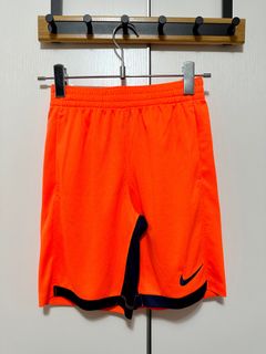 （分類：）位於 。 由 green_wardrobe 提交（商品編號 1234213243，圖片 1）。簡介： 。