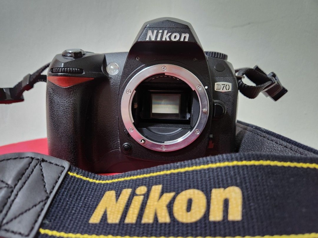 nikon d70 lens price