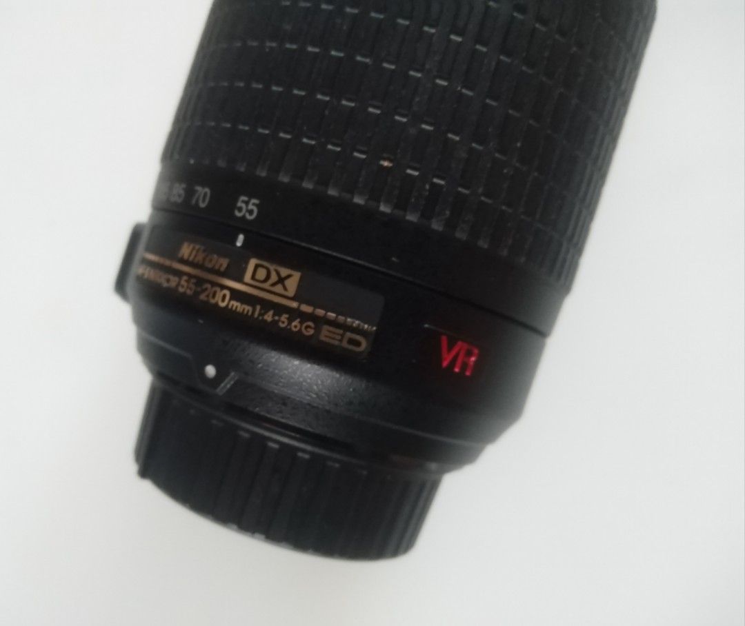 Nikon dx 55-200mm ED vr (Category: Cameras) located in Las Pinas. Submitted by film101 (Listing ID 1234078097, Image 1). Description: 🌼Nikon DX AF-s nikkor 55-200mm f4-5.6G ED VR 🔸*Imptd purchase 🔸*Serial nos. 38xxx58 🔸*Good condition 🌼Ready to use Check the compatability of your unit, internet is a must, research 🔸No fungus or haze 🔸Inclusion:lens cap and rear cap -With Automatic and manual Switch and VR switch.