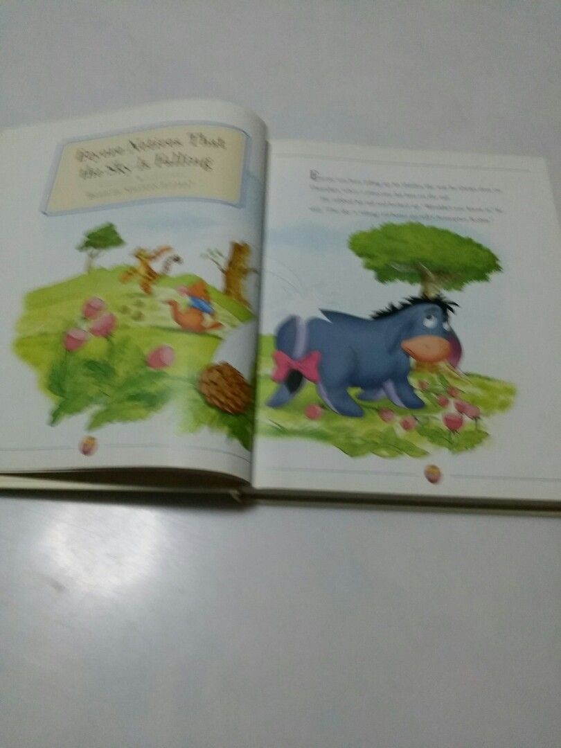 Once Upon a Time with Winnie the Pooh - A Disney Treasury of Favourite ...