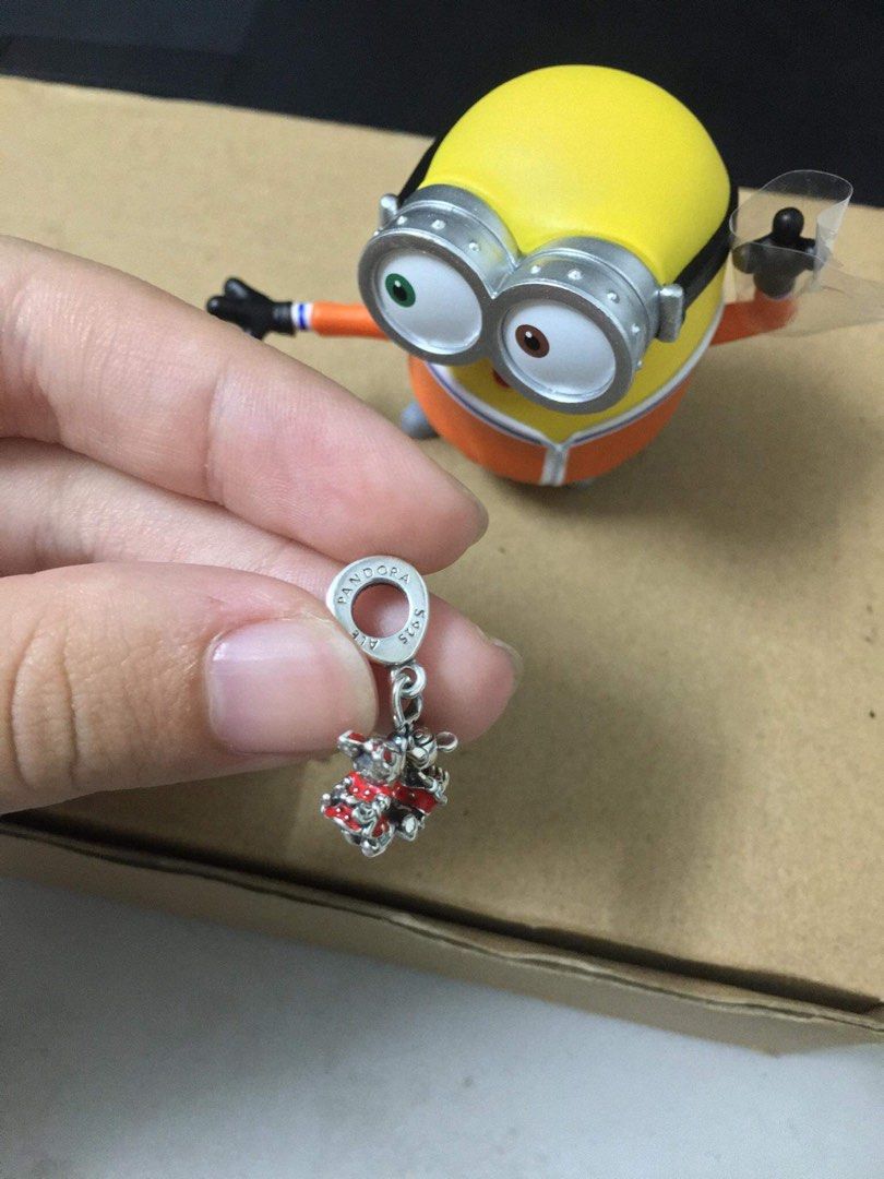 Minions pandora charm top