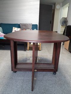 Please help to upcycle this rescued and restored Folding dinning table with wheels and chair set, 1 + 4