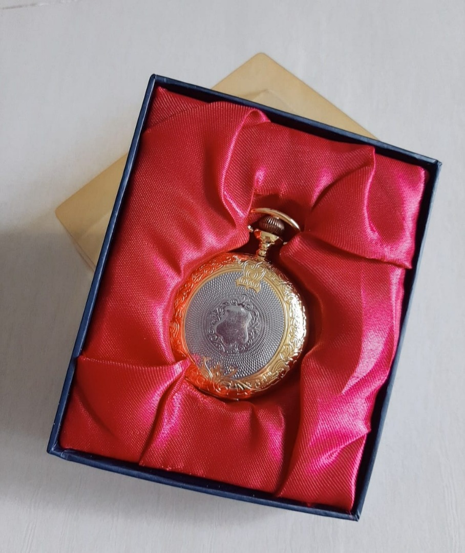 Pocket Watch, Women's Fashion, Watches & Accessories, Watches on Carousell