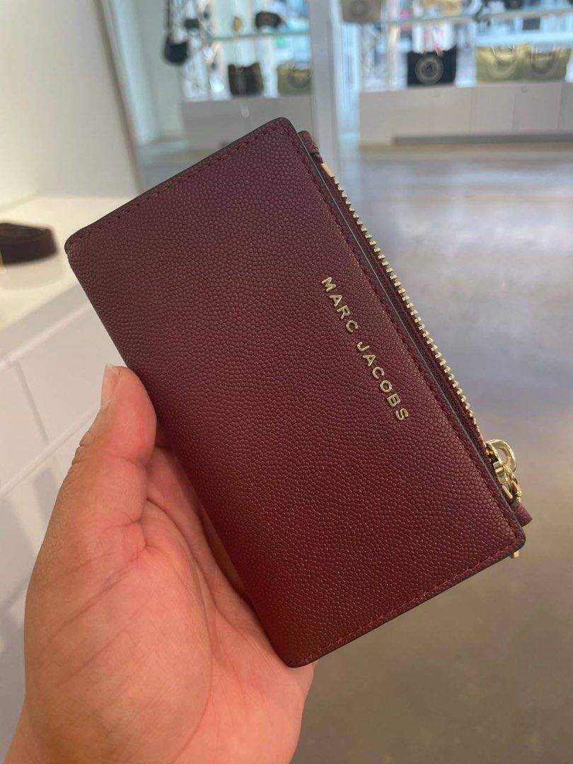 Marc jacobs cheap slim wallet