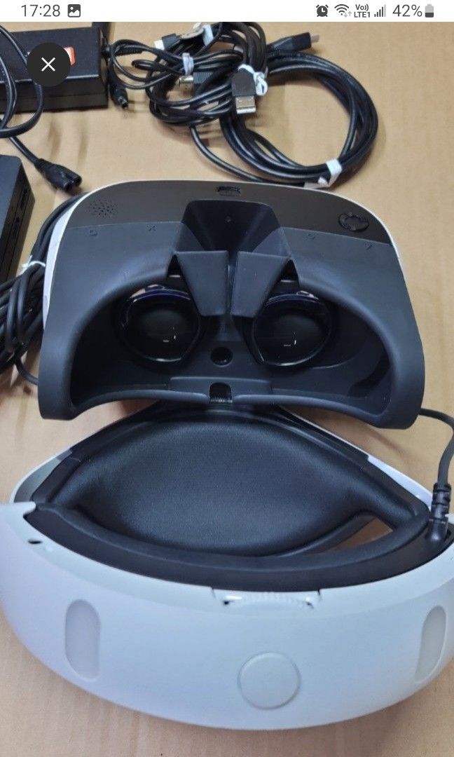 新淨小用ps4 ps5可以用VR舊版新款二代一套250元吾包鏡頭要鏡頭Camera加