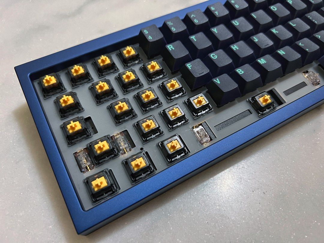 QK65 Blue / Gold fully built custom mechanical keyboard