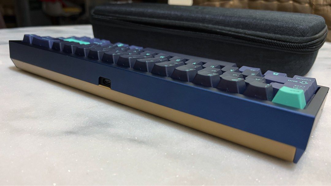 QK65 Blue / Gold fully built custom mechanical keyboard