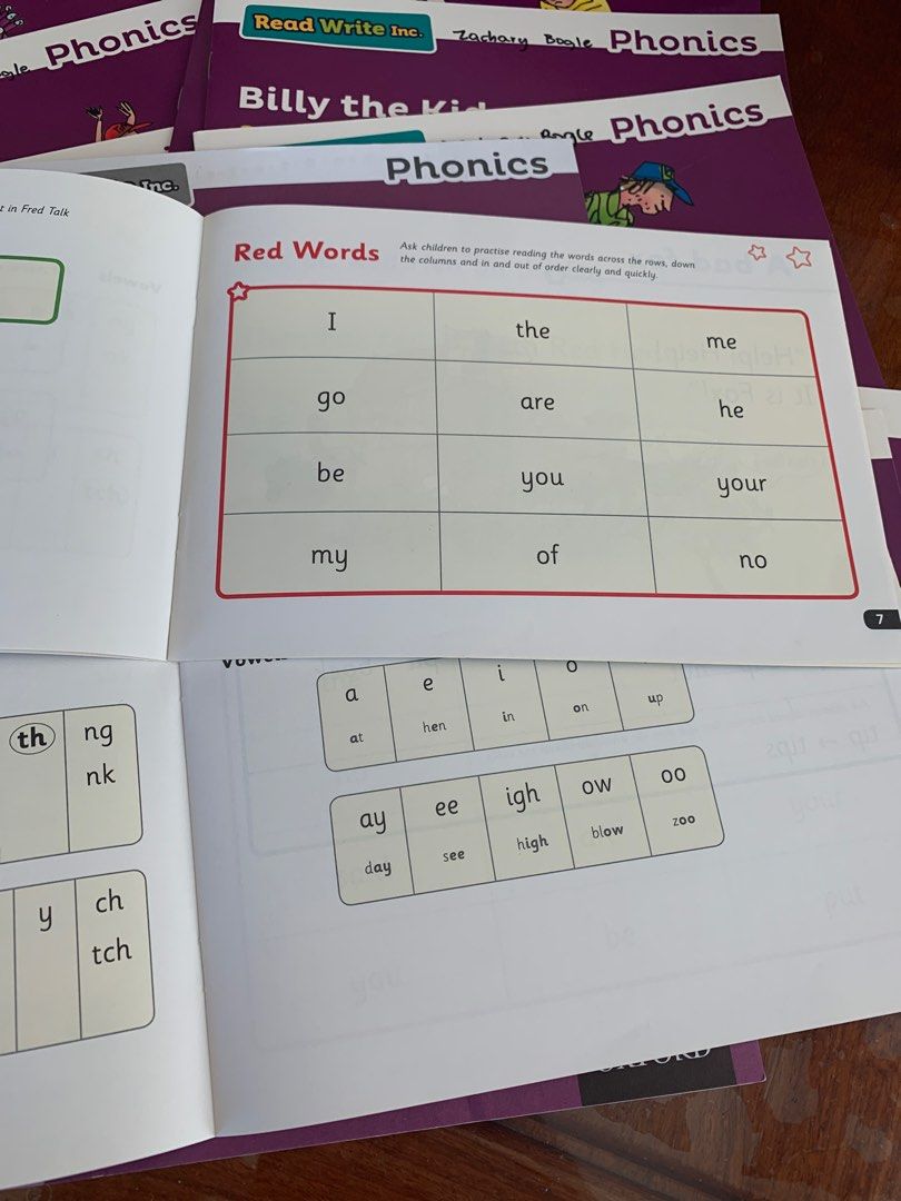 Read write inc purple with writing book, 興趣及遊戲, 書本 & 文具, 教科書 Carousell