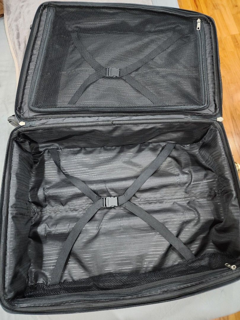 Samsonite Check in, Hobbies & Toys, Travel, Luggage on Carousell