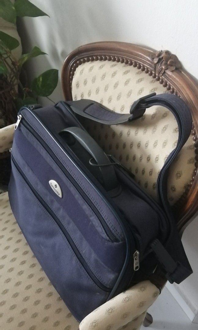 Samsonite Laptop Bag, Computers & Tech, Parts & Accessories, Laptop