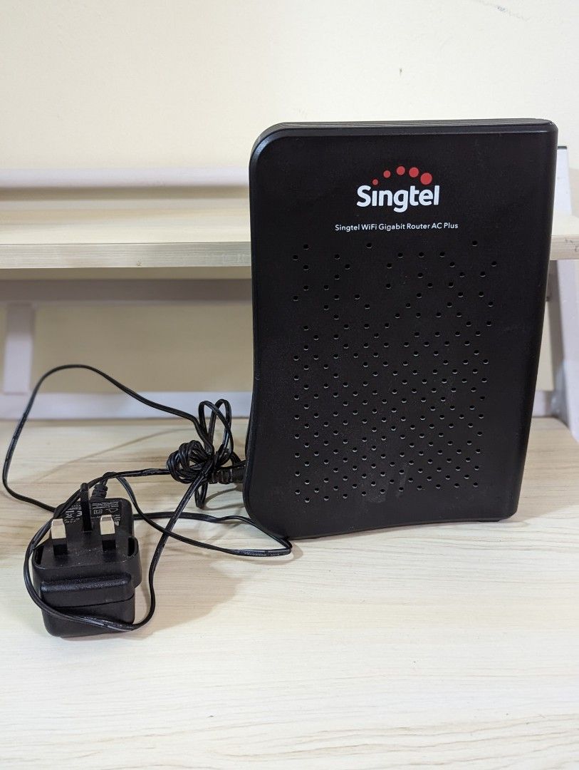 SingTel WiFi Gigabit Router AC Plus, Computers & Tech, Parts ...