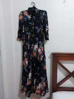 [SLIGHTLY USED] Zara floral long dress (size 28)