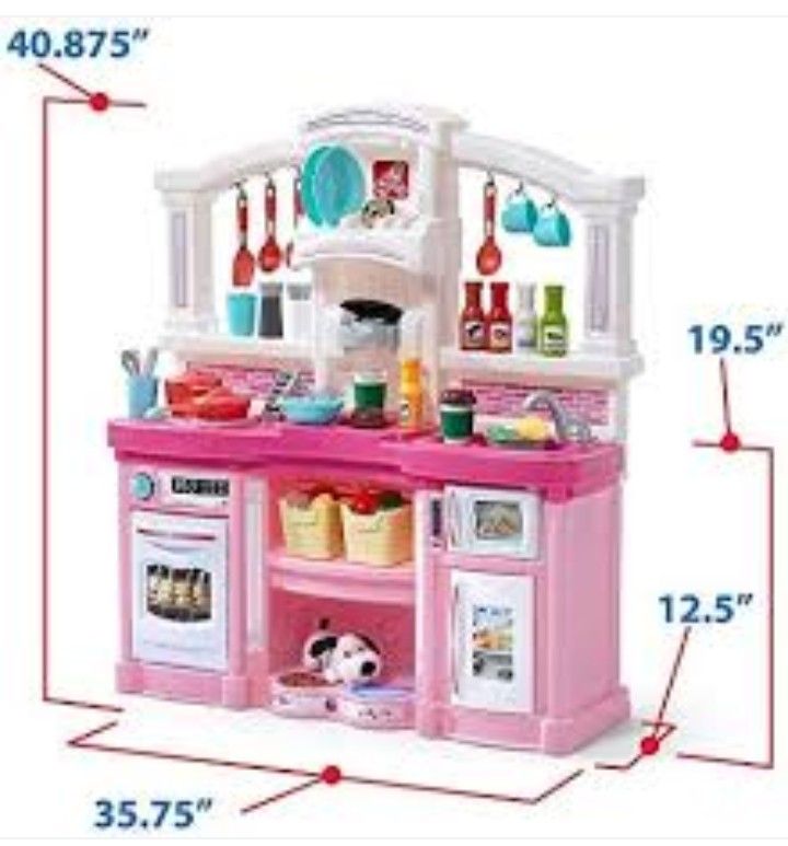 Step 2 Fun with Friends Kitchen set, Hobbies & Toys, Toys & Games on