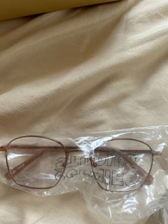 (Category: ) located in . Submitted by shopjoyce (Listing ID 1234155527, Image 1). Description: .