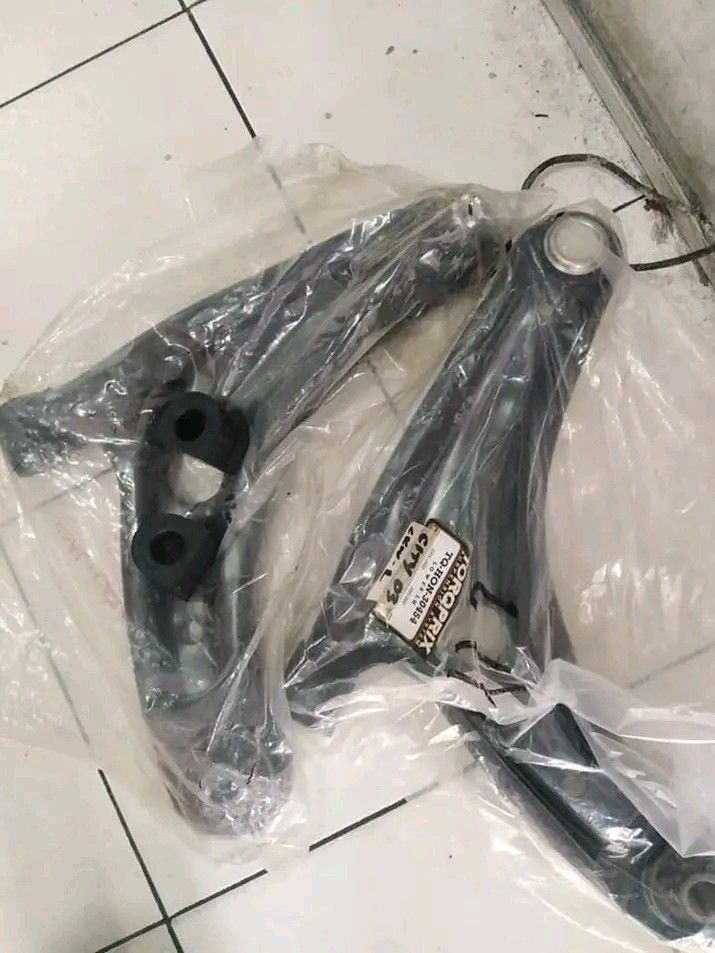 SUSPENSION PARTS FOR SALE, Car Parts & Accessories, Body Parts and