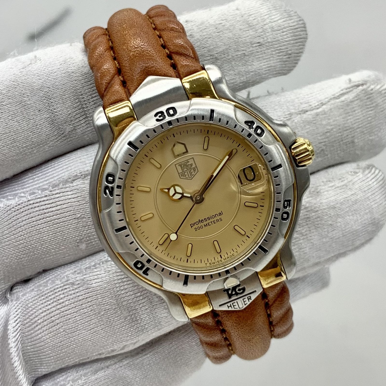 TAG HEUER GOLD COLOUR DIAL PROFESSIONAL QUARTZ WATCH ONLY LADIES