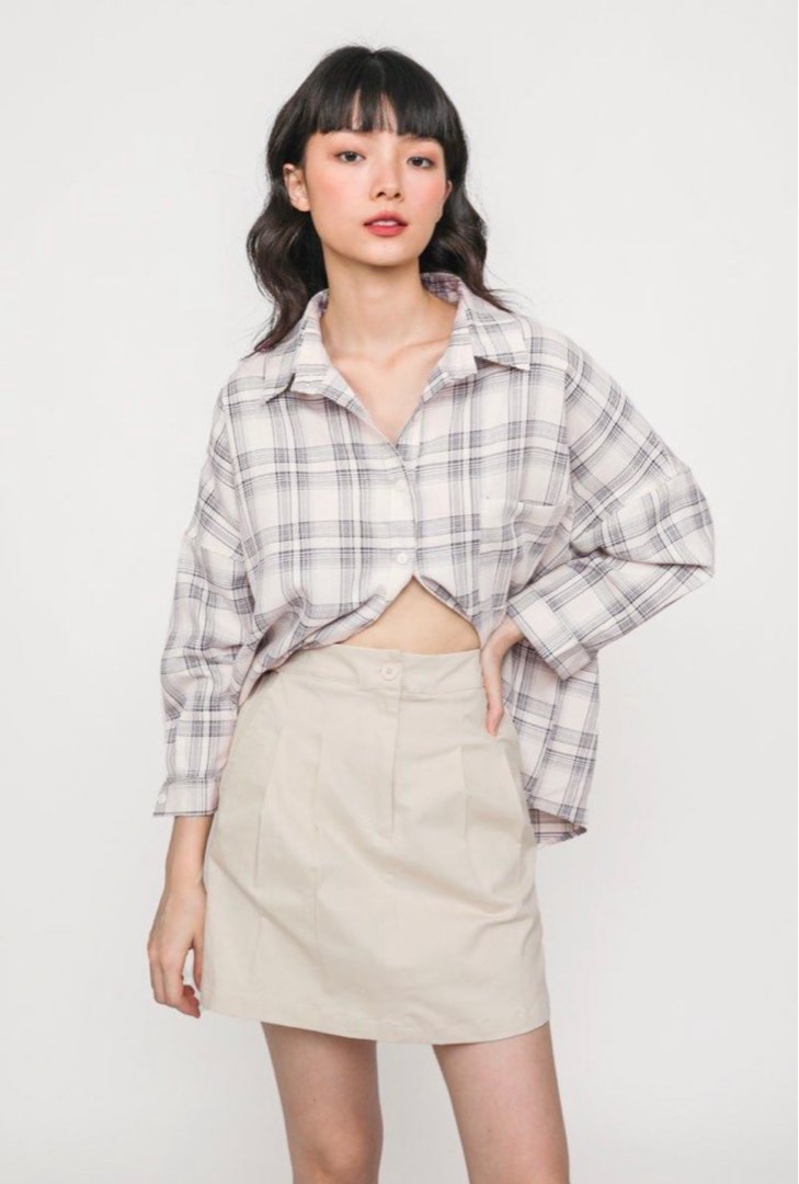 TTR The Tinsel Rack Effie Pleat Front Mini Skirt Beige, Women's Fashion