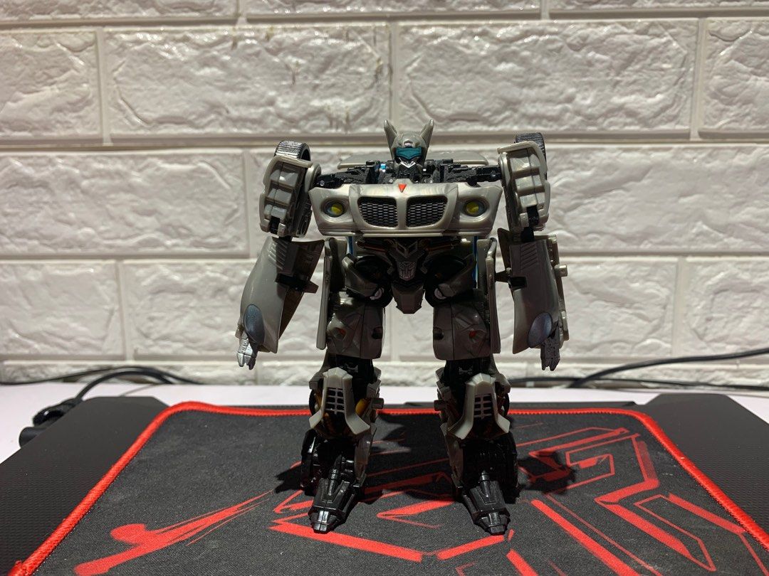 Transformers 2007 Deluxe Jazz, Hobbies & Toys, Toys & Games on Carousell