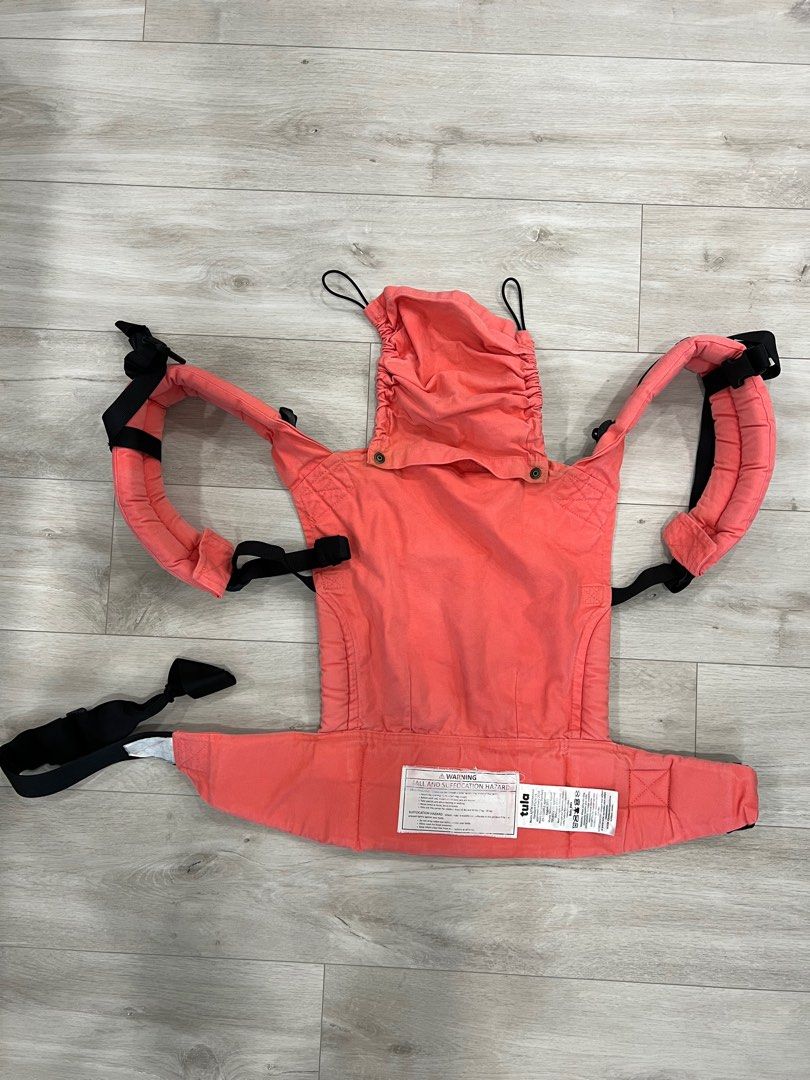 Tula standard carrier + infant insert, Babies & Kids, Going Out