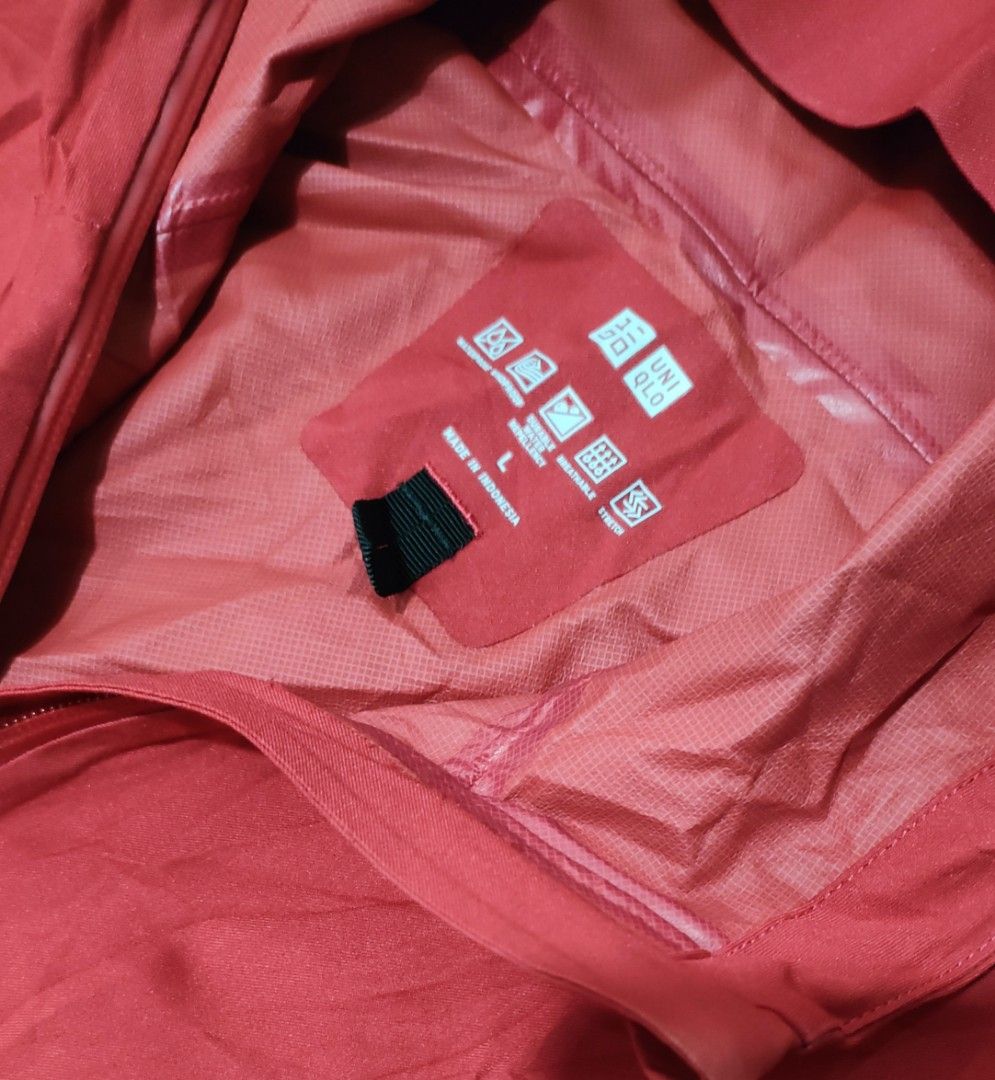 Uniqlo BlockTech Parka, Men's Fashion, Coats, Jackets and Outerwear on