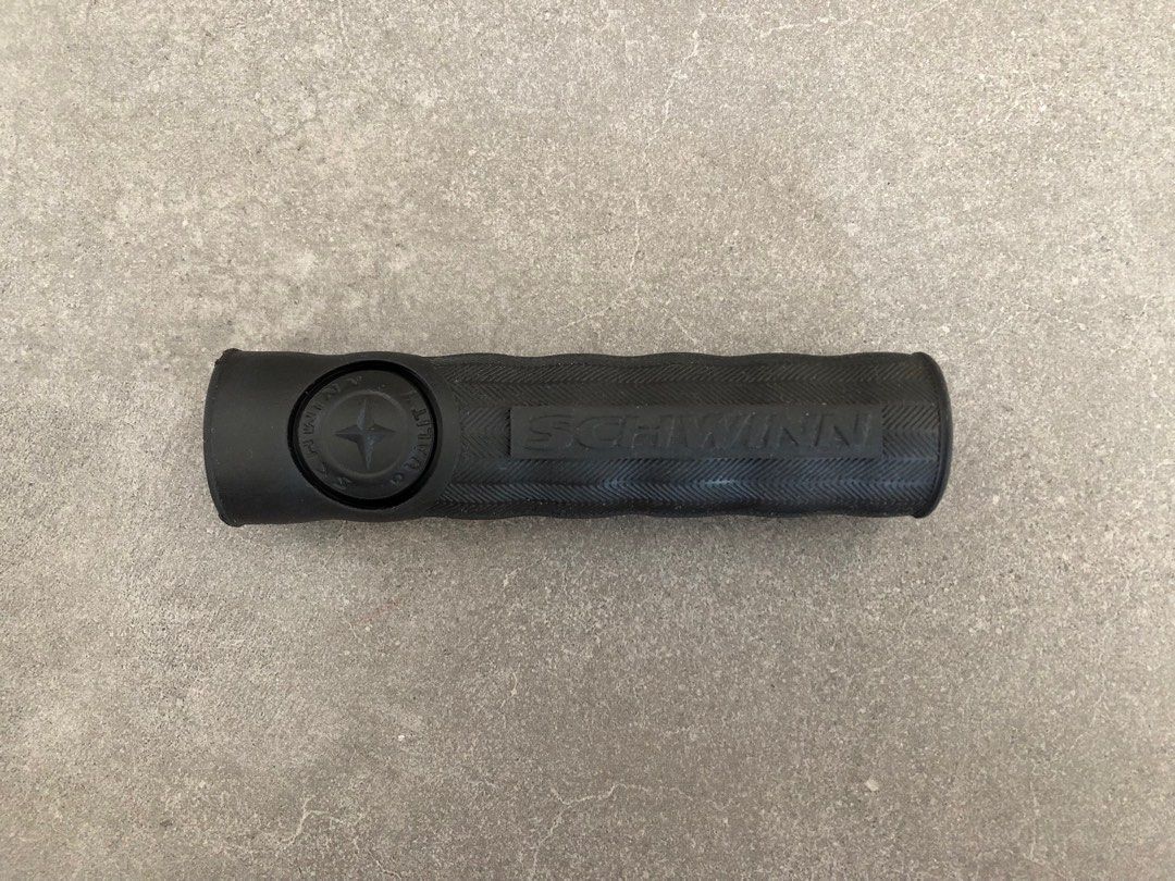 Vintage schwinn outlet handlebar grips